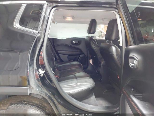 Jeep Compass Trailhawk 4x4 Image 6