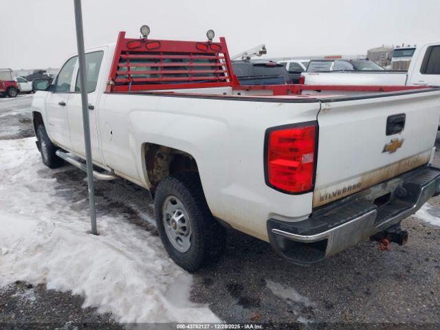 Chevrolet Silverado 2500 Wt Image 2