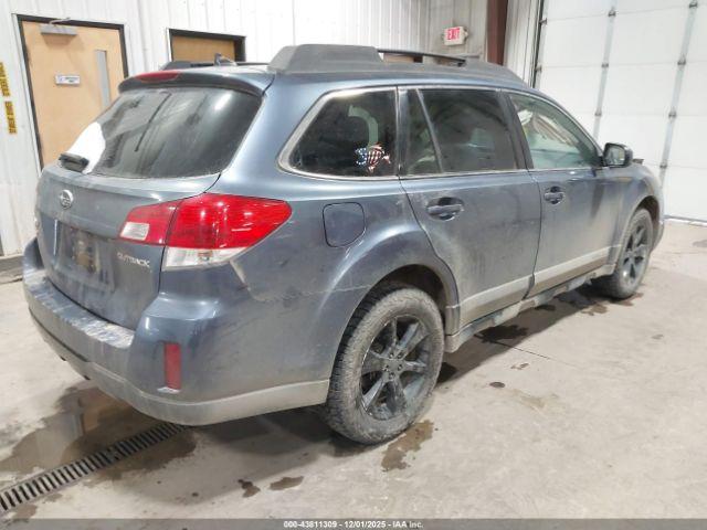 Subaru Outback 2.5i Premium Image 11