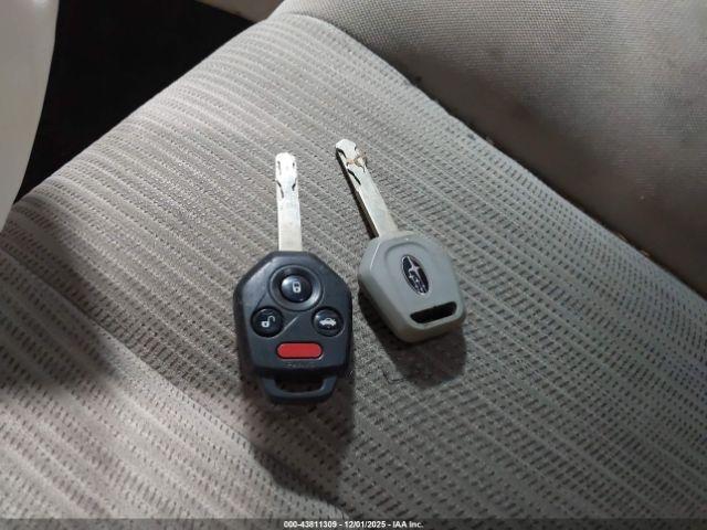 Subaru Outback 2.5i Premium Image 12