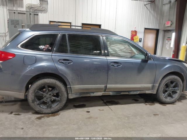 Subaru Outback 2.5i Premium Image 2