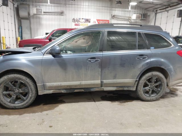 Subaru Outback 2.5i Premium Image 13