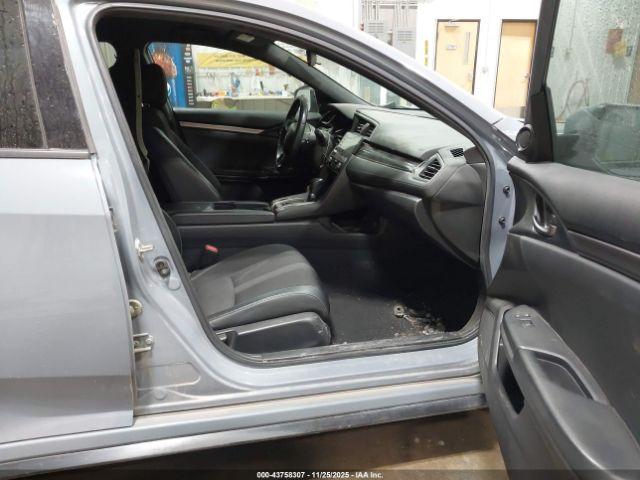 Honda Civic Sport Image 13