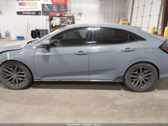 Honda Civic Sport Image 8