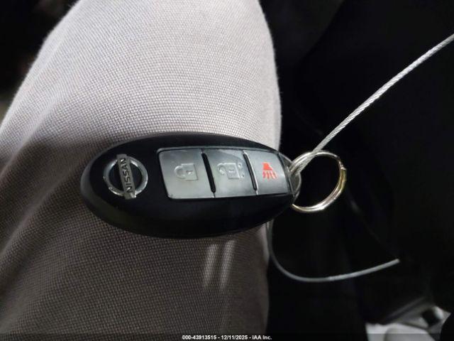 Nissan Rogue Image 8