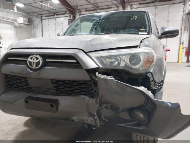 Toyota 4Runner Sr5 Image 13