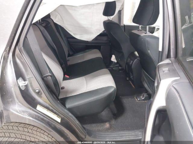 Toyota 4Runner Sr5 Image 12