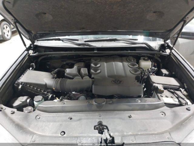 Toyota 4Runner Sr5 Image 9