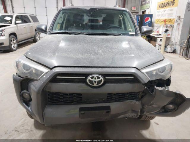Toyota 4Runner Sr5 Image 5