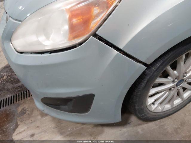 Ford C-MAX Hybrid Se Image 8