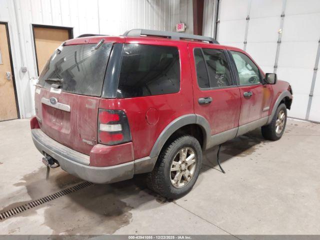 Ford Explorer Xlt Image 2