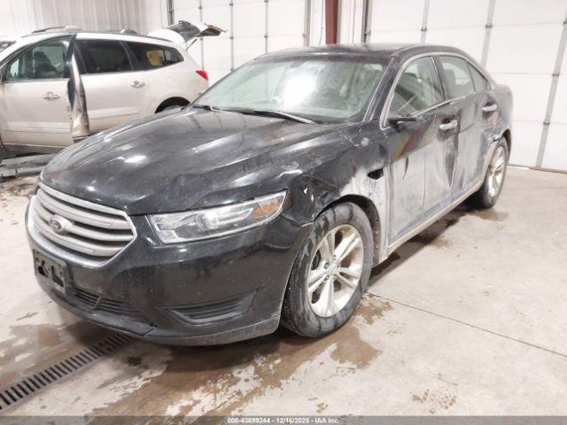 Ford Taurus Se Image 10