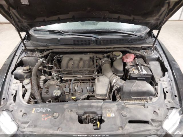 Ford Taurus Se Image 2