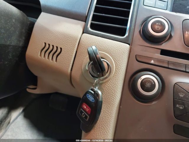 Ford Taurus Se Image 11