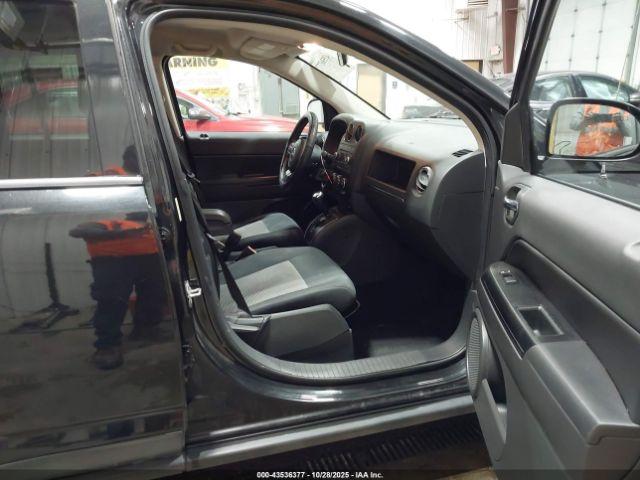 Jeep Compass Image 14