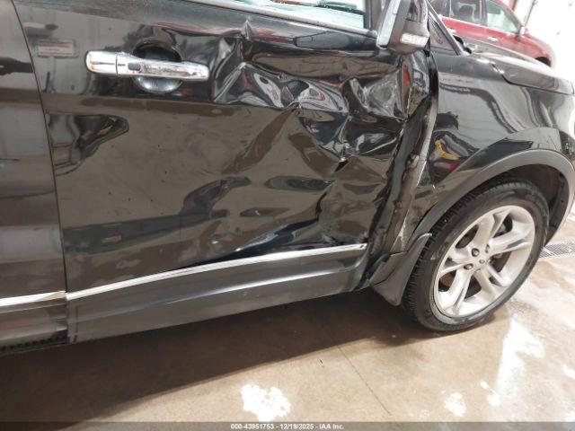 Ford Explorer Limited Image 13