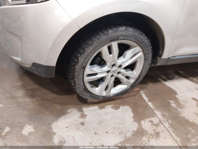 Ford Edge Limited Image 17