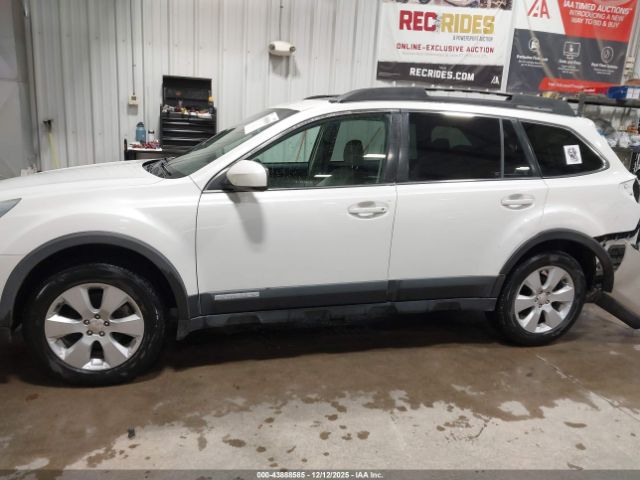 Subaru Outback 2.5i Premium Image 15