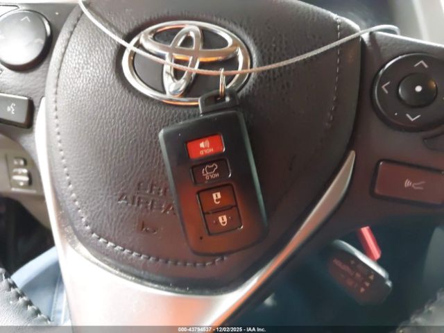 Toyota RAV4 Xle Image 5