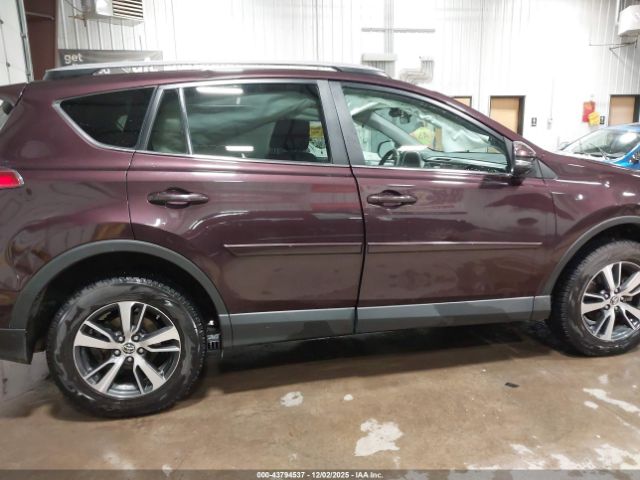 Toyota RAV4 Xle Image 14