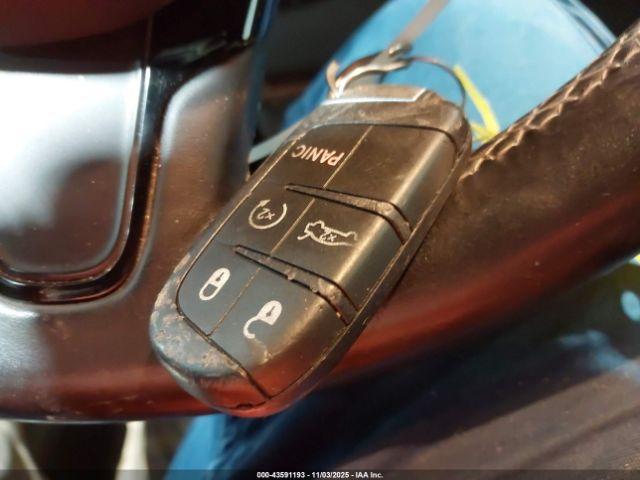 Chrysler 300 300s Awd Image 11