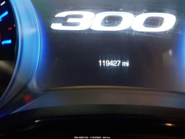 Chrysler 300 300s Awd Image 8