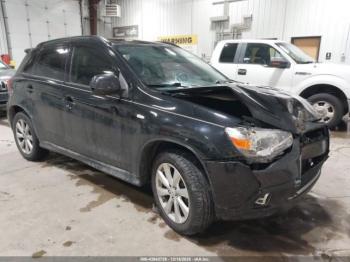  Salvage Mitsubishi Outlander