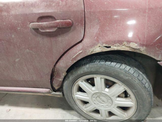 Ford Five Hundred Limited Image 13