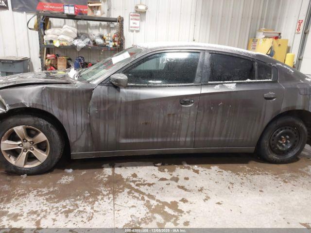 Dodge Charger Se Image 16