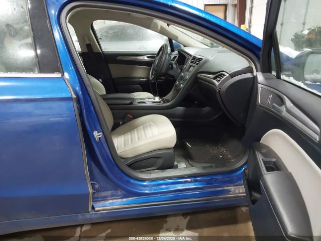 Ford Fusion S Image 14