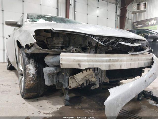 Chrysler 200 S Image 13