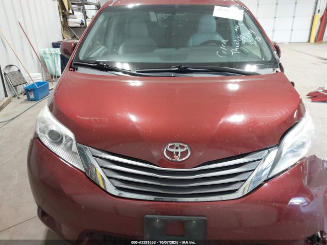 Toyota Sienna Xle 8 Passenger Image 5