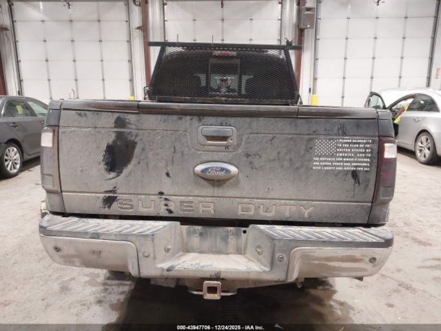 Ford F-350 Lariat Image 12