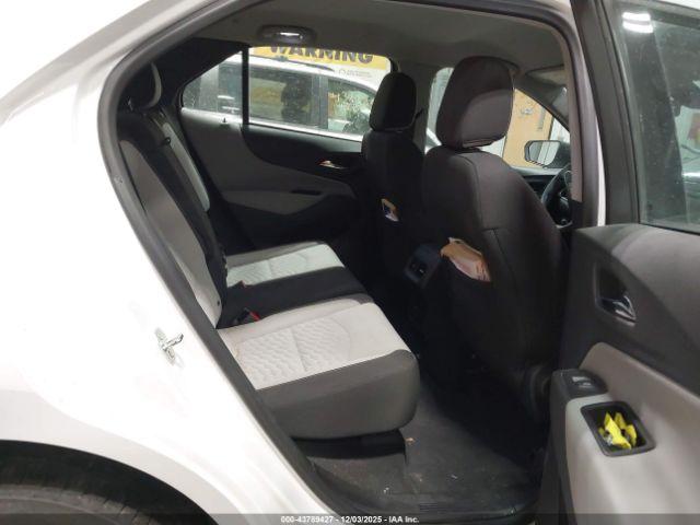 Chevrolet Equinox Ls Image 10