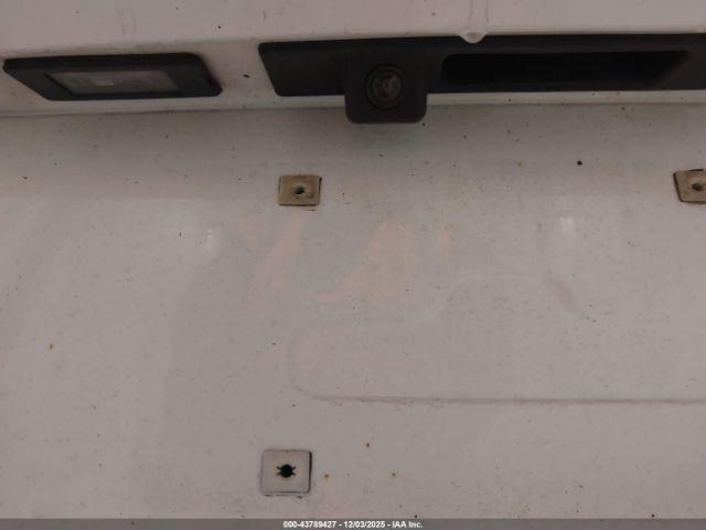 Chevrolet Equinox Ls Image 2