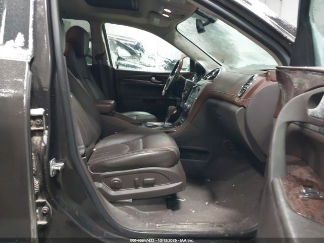 Buick Enclave Premium Image 10