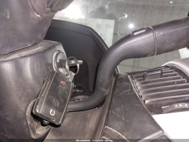 GMC Yukon Sle Image 10