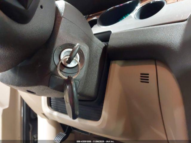 Buick Enclave Premium Image 8