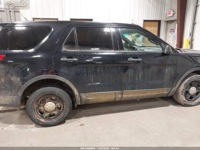 Ford Utility Police Intercepto Image 4