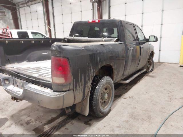 Dodge Ram 2500 St Image 8