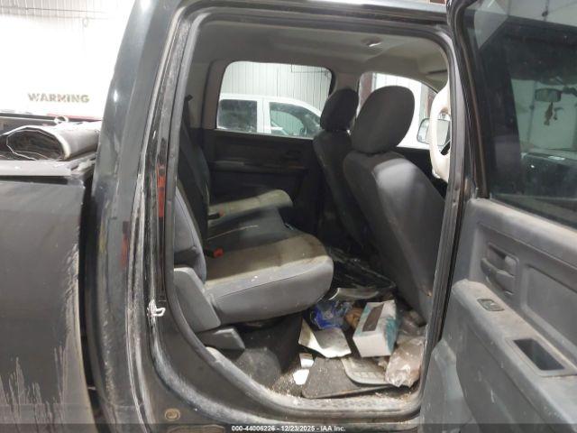 Dodge Ram 2500 St Image 11