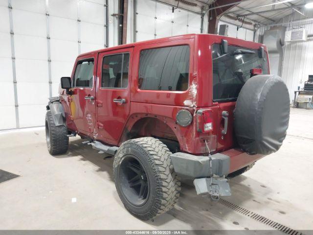 Jeep Wrangler Sahara Image 4