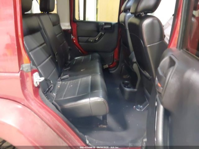 Jeep Wrangler Sahara Image 11