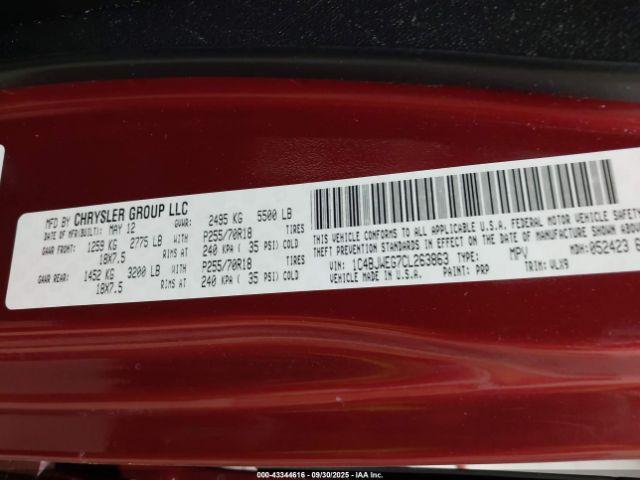 Jeep Wrangler Sahara Image 9