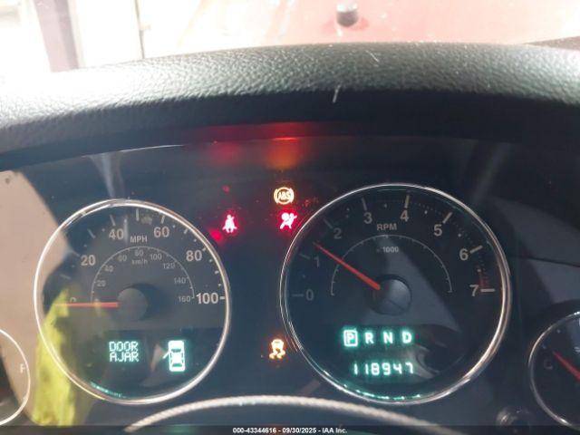 Jeep Wrangler Sahara Image 10