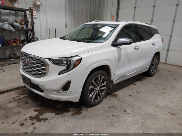 GMC Terrain Denali Image 5