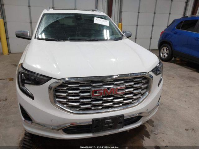 GMC Terrain Denali Image 2