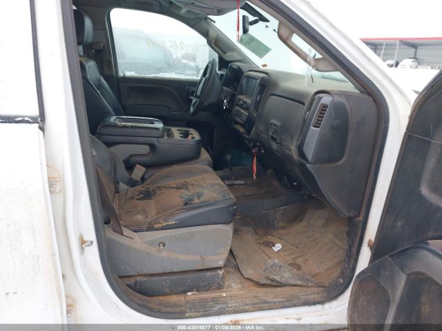 GMC Sierra 2500 Image 11