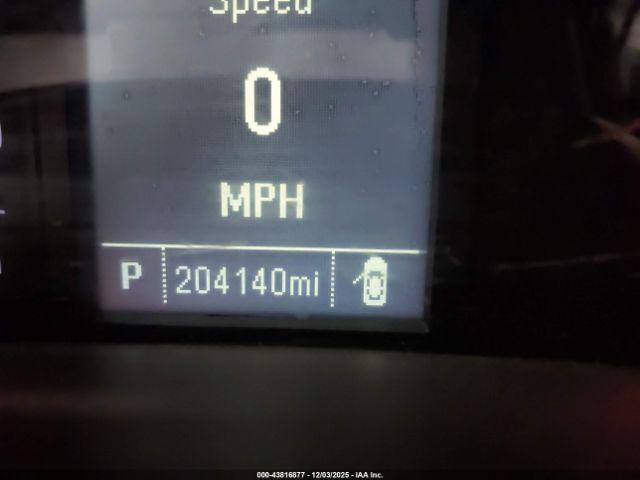 GMC Sierra 2500 Image 3