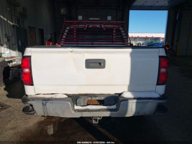 Chevrolet Silverado 1500 Wt Image 3